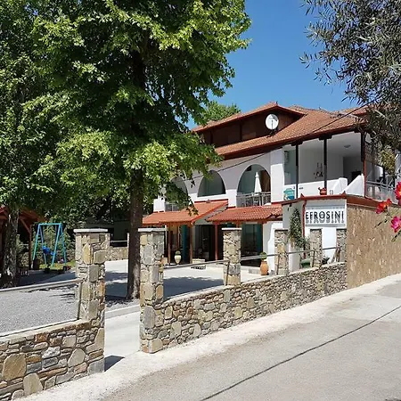 Efrosini & 4* パラリア・パンテレイモノス