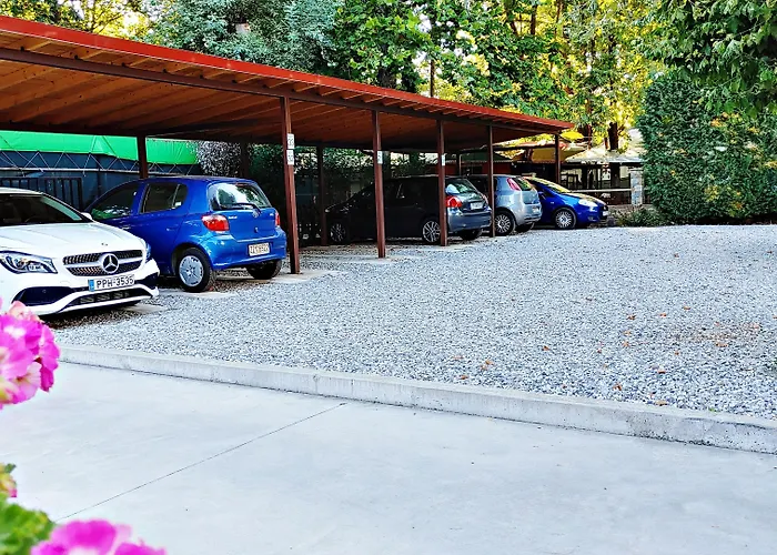 Efrosini & Apart-hotel 4*