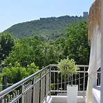 Lejlighedshotel Efrosini & Paralia Panteleimonos