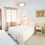 Efrosini & Paralia Panteleimonos