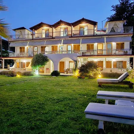 Efrosini & 4* Paralia Panteleimonos