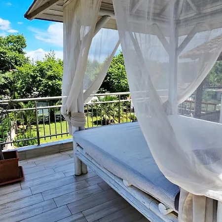 Aparthotel Efrosini & Paralia Pantaleimonos