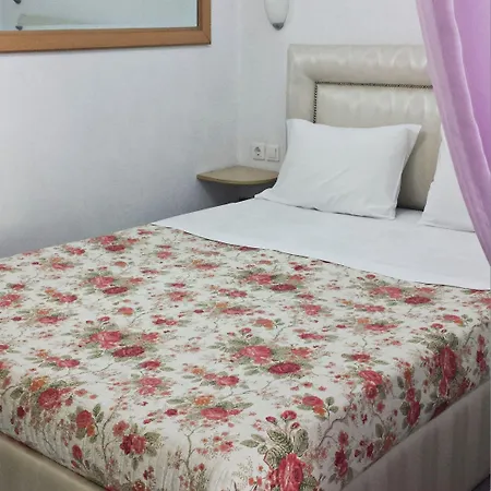 Efrosini & Apartahotel Paralia Panteleimonos