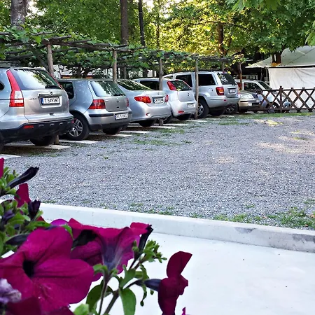 Aparthotel Efrosini & Paralia Pantaleimonos