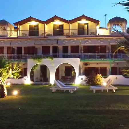 Efrosini & Apartahotel 4*