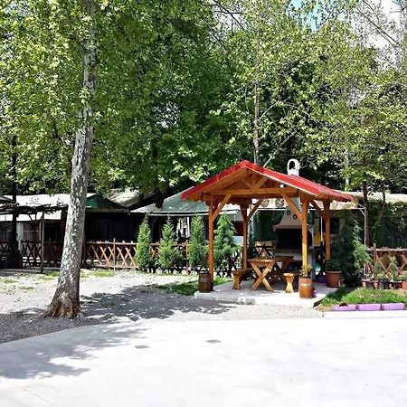 Efrosini & Paralia Panteleimonos