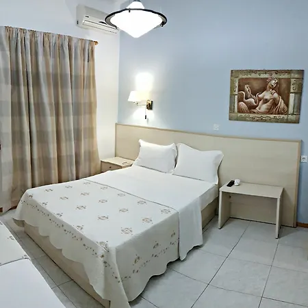 Efrosini & Paralia Panteleimonos