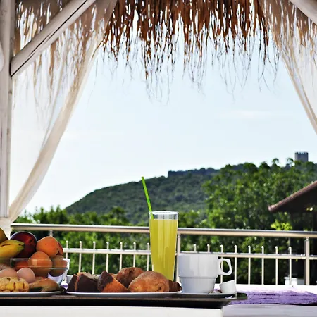 Efrosini & Aparthotel Paralia Panteleimonos